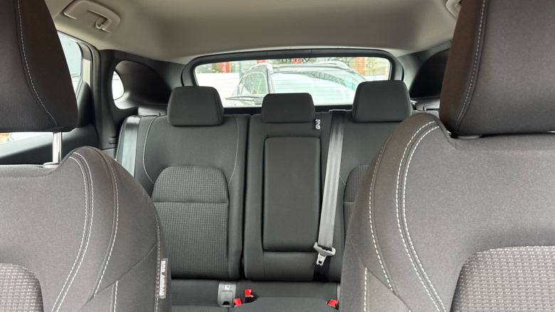 Nissan Qashqai 1.3 DiG-T MH Acenta Premium 5dr Petrol Hatchback